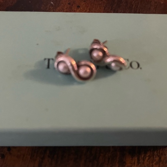 Tiffany & Co. Silver Infinity Pearl Earrings
